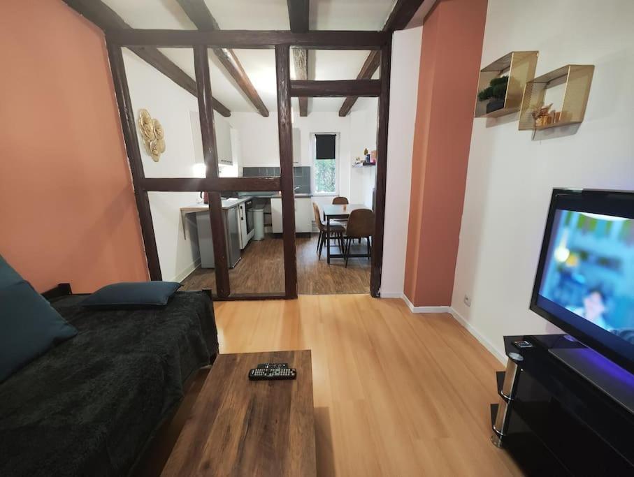 Comfortable T2 Apartment In Neudorf, Strasbourg Kültér fotó