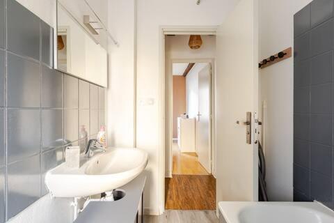 Comfortable T2 Apartment In Neudorf, Strasbourg Kültér fotó